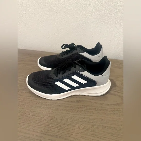 adidas gazelle silver green womens Adidas Tensaur Kids Shoe (8-14 Year) -Blue  Gambol
